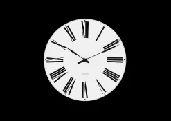 Arne Jacobsen Clocks Roman Veggur Ø21 cm hvit/sort