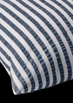 JUNA Bæk&Bølge Lines Putetrekk 63x60 cm mørk blå/hvit DK