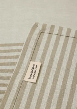 JUNA Lines Duk 150x220 cm clay