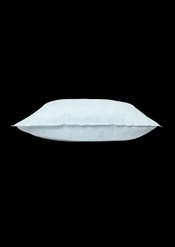 JUNA Monochrome Lines Putetrekk 63x60 cm lys blå/hvit DK