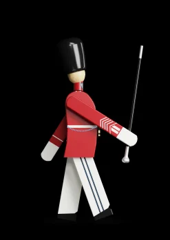 Kay Bojesen Tivoli Tamburmajor liten rød/hvit - Kjøp her