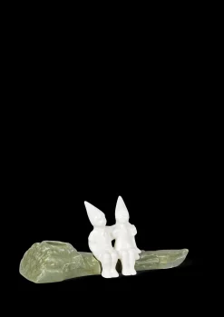 Kähler Christmas Tales Christmas Hug H8.5 hvit